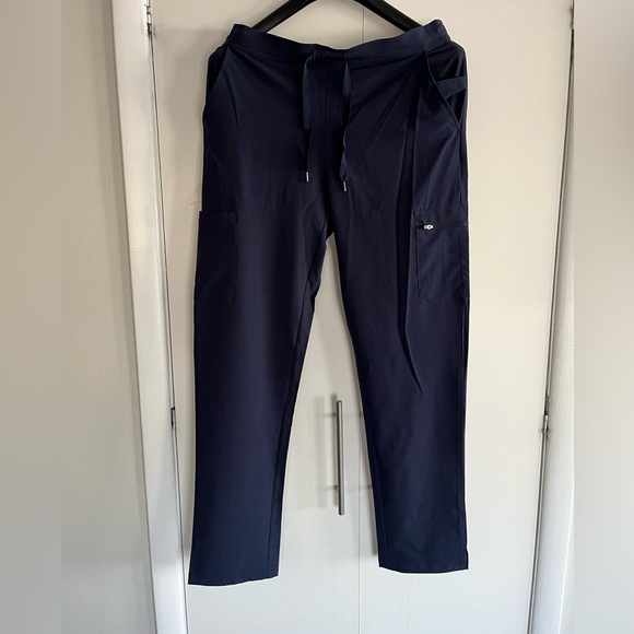Navy Adar Addition Scrubs for Women - Cargo Drawstring Scrub PantsNWOT - Picture 6 of 12